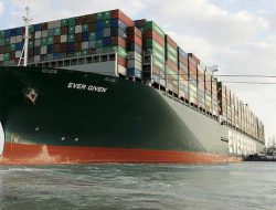 Terusan Suez Lumpuh, Pengusaha Sex Toys Rugi