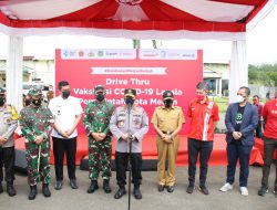 Kapolri dan Panglima Berharap Vaksinasi Drive Thru di Medan Jadi Role Model Wilayah Lain