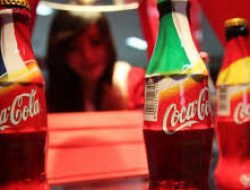 Video Aksi CR7 yang Bikin Saham Coca-Cola Anjlok