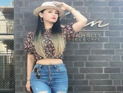 Maria Ozawa Ngebet Ketemu Vicky Prasetyo, Ada Apa ?