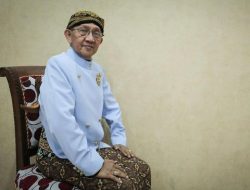 ‘Dalang Ki Manteb’ Sudharsono Meninggal Dunia