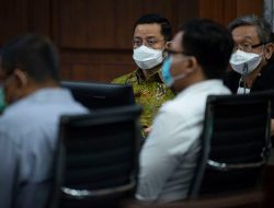 Tak Hanya Divonis 12 Tahun, Eks Mensos Juliari Batubara Juga Dikenai Pidana Pengganti Rp.14,59 Miliar