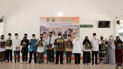 Amsakar Hadiri Penyerahan Bantuan 1.300 Paket Imun untuk Santri Darul Falah
