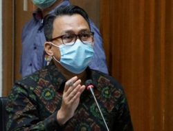 KPK Pastikan Akan Usut 8 Orang Kepercayaan Azis Syamsuddin di Markasnya