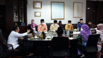 Gubernur Ansar Pimpin Rapat Satgas Percepatan Vaksinasi Kepri