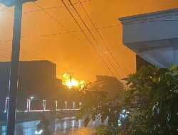 Kilang Minyak Cilacap Terbakar, Ahok Beberkan Petir Penyebabnya