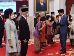 Presiden Jokowi Lantik 12 Duta Besar RI untuk Negara Sahabat