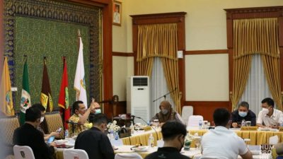 Gubernur Kepri Minta Bupati dan Walikota Serius Gesa Vaksinasi