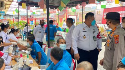 Kapolresta Deli Serdang Tinjau Pelaksanaan Vaksinasi di Lapas Kelas IIB Lubuk Pakam Kanwil Kemenkumham Sumut