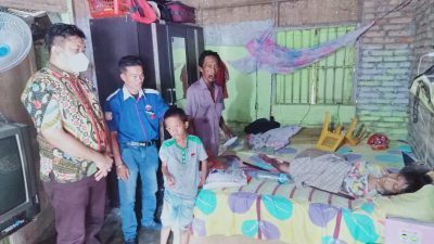 Sambut Tahun Baru, Camat Pantai Labu dan KBPP Polri Peduli Kasih Dengan Penyandang Disabilitas