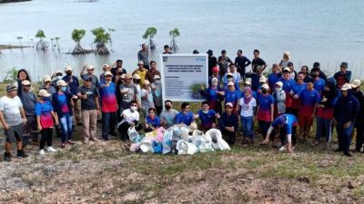 BP Batam dan PT. TDK Tanam Seribu Mangrove di Tembesi