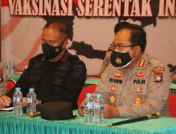 Kapolresta Barelang Dampingi Kapolda Kepri Tinjau Vaksinasi Serentak se-Indonesia di SMA Maitreyawira