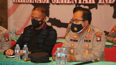 Kapolresta Barelang Dampingi Kapolda Kepri Tinjau Vaksinasi Serentak se-Indonesia di SMA Maitreyawira