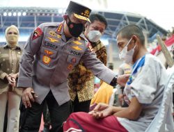 Tinjau Vaksinasi Se-Indonesia, Kapolri Dorong Percepatan Target Dosis Dua dan Booster