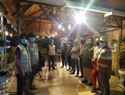 Polsek Medan Tuntungan Mengimbau Kepada Pedagang Kelurahan Mangga Patuhi Prokes