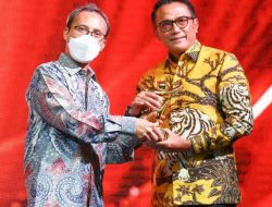 PTPN-2 Dinobatkan Sebagai Peraih Penghargaan Consistent Growth on Productivity