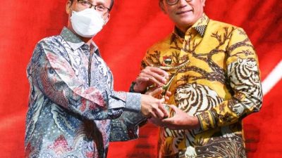 PTPN-2 Dinobatkan Sebagai Peraih Penghargaan Consistent Growth on Productivity