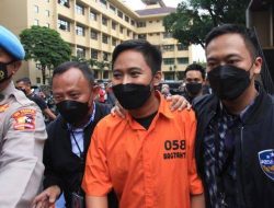 Ini Daftar Sedekah ‘Uang Panas’ Doni Salmanan ke Para Artis