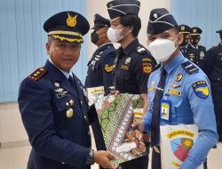 Lanud Hang Nadim Melaksanakan Upacara Peringatan HUT Ke-76 TNI Angkatan Udara Tahun 2022