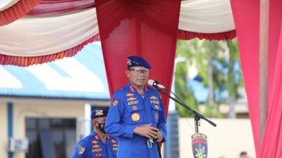 Kabaharkam Polri Berikan Penghargaan Kepada Personel Ungkap Kasus Narkoba