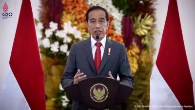 Jokowi Ingatkan Capres Debat Gagasan, Bukan Politik Identitas