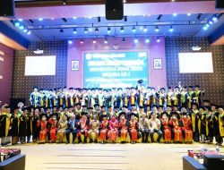 Hadiri Wisuda UAB, Jefridin: Bangun Batam, Siapkan SDM Kesehatan