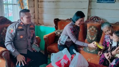 Polsek Pagar Merbau Kunjungi dan Bantu Anak Stunting