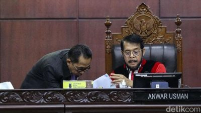 Tok! MK Tolak Gugatan Batas Usia Maksimal Capres-Cawapres