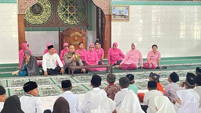 TPQ Kemala Bhayangkari Dikunjungi Kapolsek Kundur bersama Ketua Bhayangkari Kundur