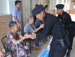 Sat Brimob Polda Sumut Laksanakan Bakti Sosial di Panti Jompo