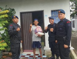 Detasemen Gegana Sat Brimob Polda Sumut Pembagian Sembako dalam Rangka Jumat Berkah