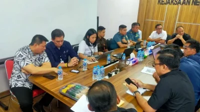 Bakamla dan Kejari Batam Bahas Pemindahan Kapal MT Arman ke Batu Ampar