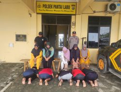 Bringas di Jalanan Kelompok Remaja Gemot Bersimpuh dan Menangis