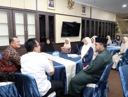 Wakili Walikota Amsakar, Kepala Brida Batam Efrius Lepas Peserta Lomba Robotik Internasional