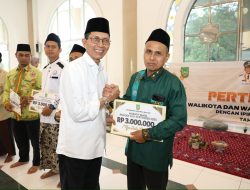 Amsakar Cairkan Insentif Tokoh Agama