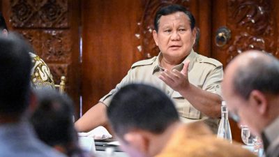 Presiden Prabowo Kumpulkan Kabinet Bahas Stimulus Ekonomi: Apa Saja yang Diputuskan?