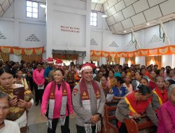 Kapolda Sumut dan Bhayangkari Hadirkan Kehangatan Natal bagi Korban Banjir dan Longsor di Humbahas