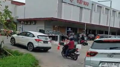 Yusril Koto Protes Keras Auto Gate Parking Berbayar Grand Niaga Mas Batam: Picu Kemacetan Parah dan Ancaman Cabut Izin