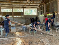 Dari Selokan Hingga Air Bersih, Brimob Yon A Pelopor Bantu Warga Pulihkan Aktivitas