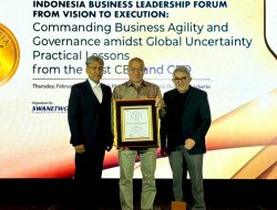 Mohamad Feriadi Soeprapto Raih Indonesia Best CEO 2025, Bawa JNE Makin Adaptif di Tengah Ketidakpastian Global